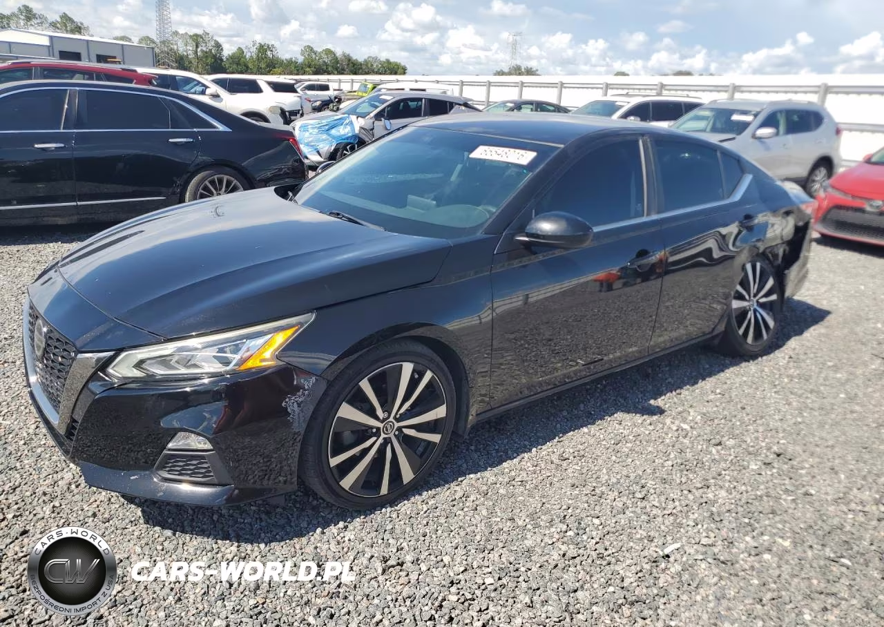 2019 Nissan Altima Sr – zdjęcie 1 z 12
