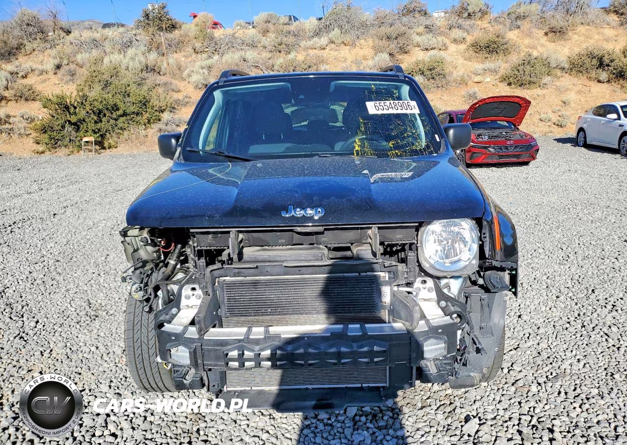 2022 Jeep Renegade Latitude VIN:ZACNJDB16NPN80529 - 5