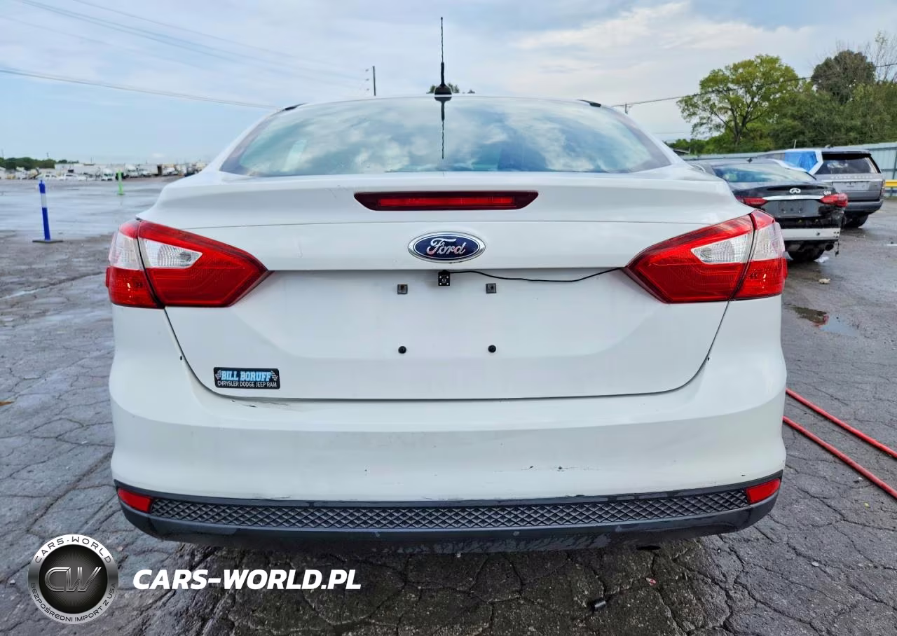 2012 Ford Focus S VIN:1FAHP3E28CL344579 - 6