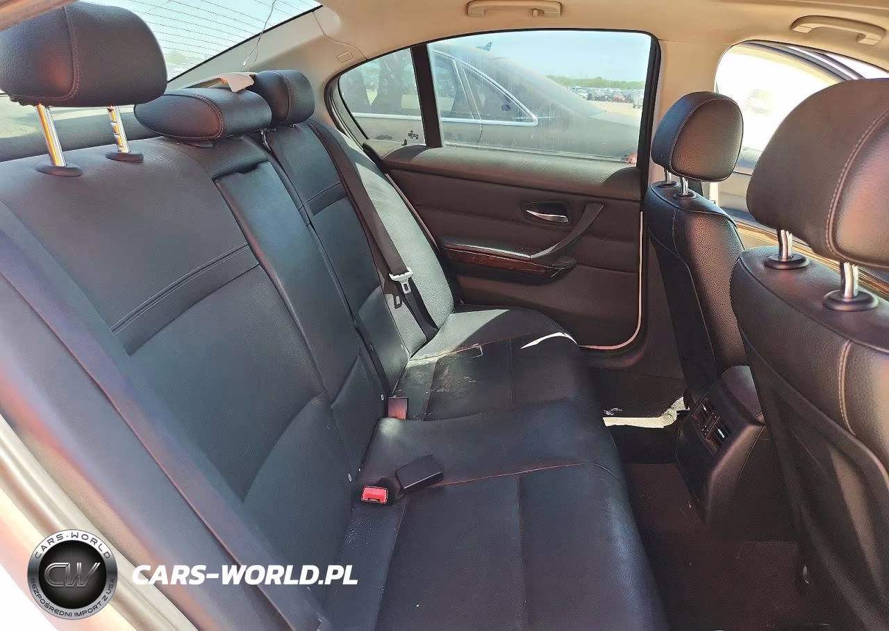 2011 BMW 328 I VIN:WBAPH7G57BNN07532 - 10