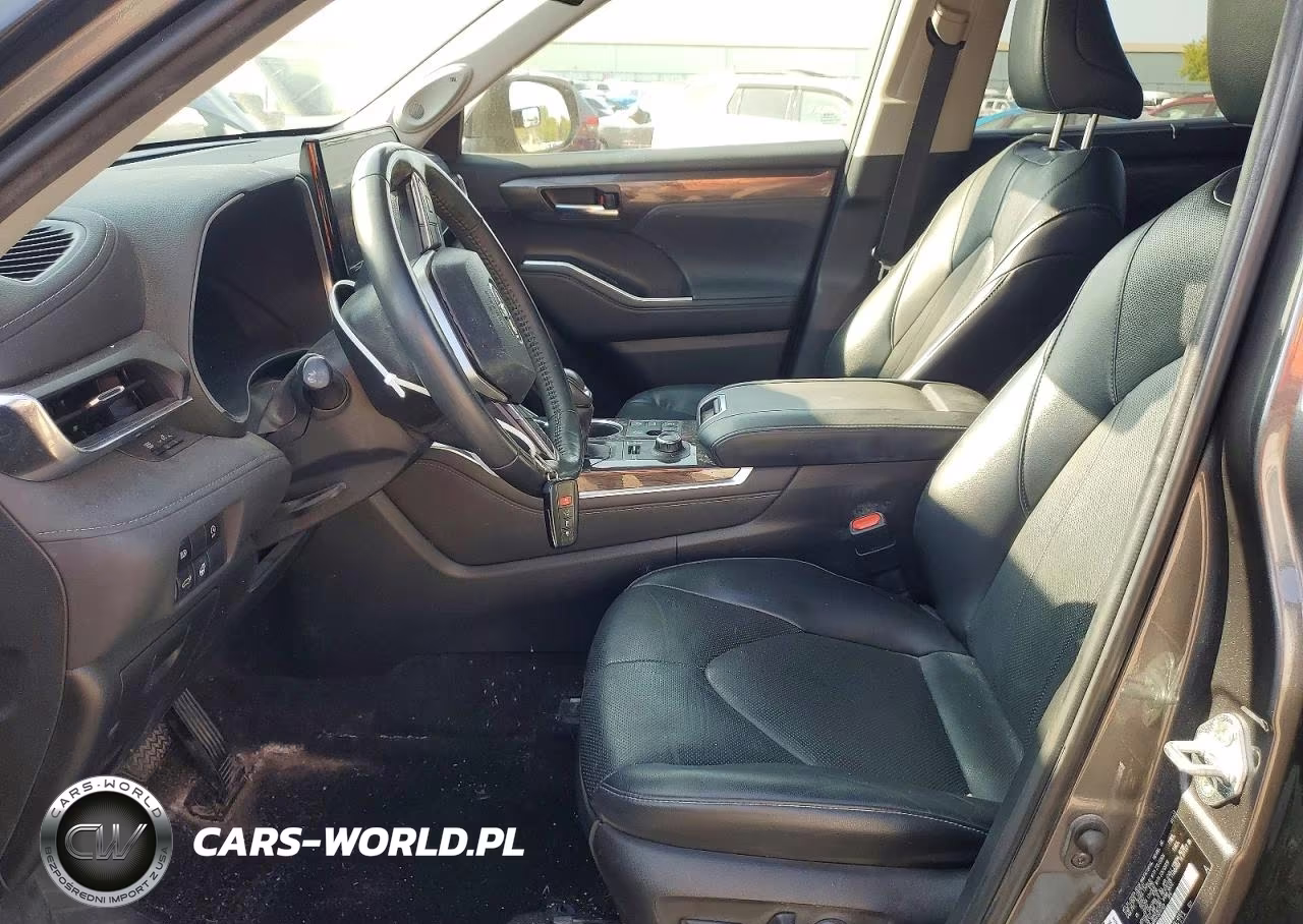 2023 Toyota Highlander Limited VIN:5TDKDRBH4PS019162 - 7