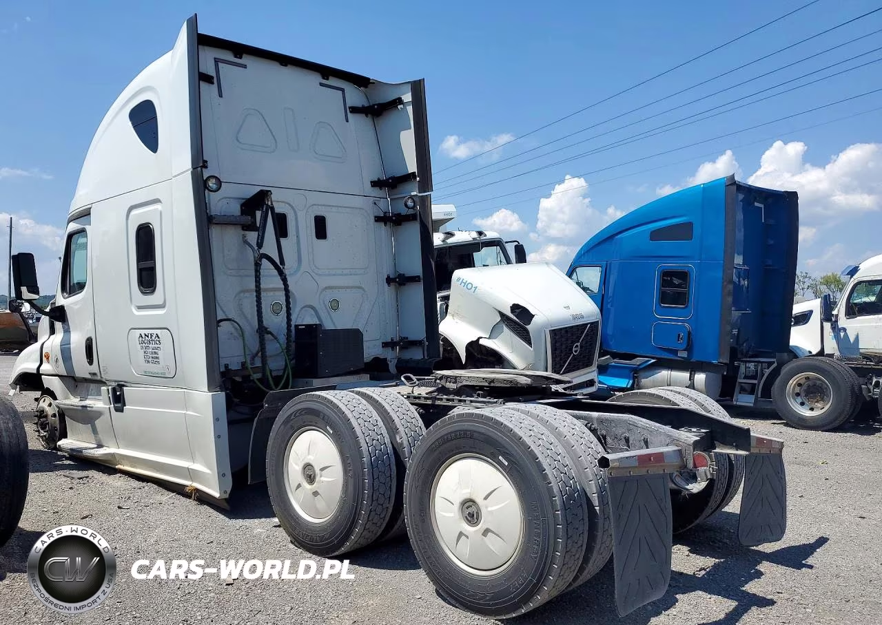 2017 Freightliner Cascadia 125 Semi Truck VIN:3AKJGLDR0HSGX2791 - 2