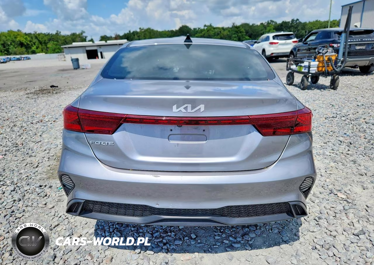 2023 Kia Forte Lxs VIN:3KPF24AD6PE682610 - 6