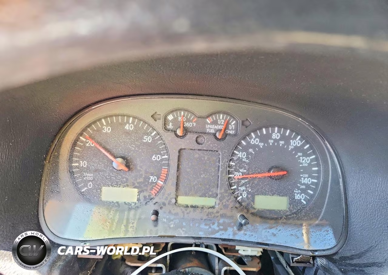 2000 Volkswagen Jetta Gl VIN:3VWRA29M3YM029598 - 9