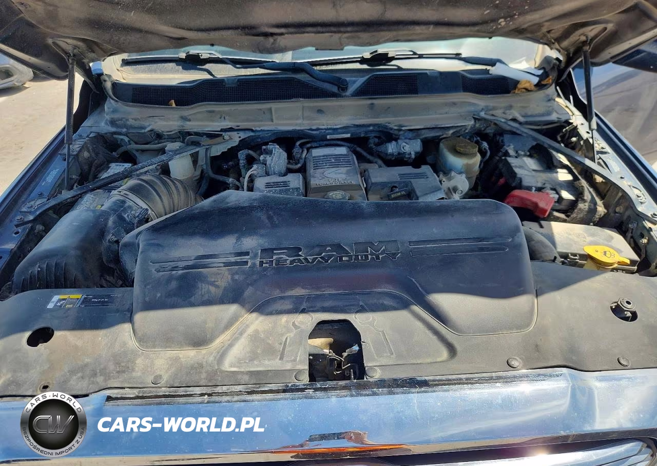 2022 Ram 2500 Laramie VIN:3C6UR5NLXNG165507 - 11