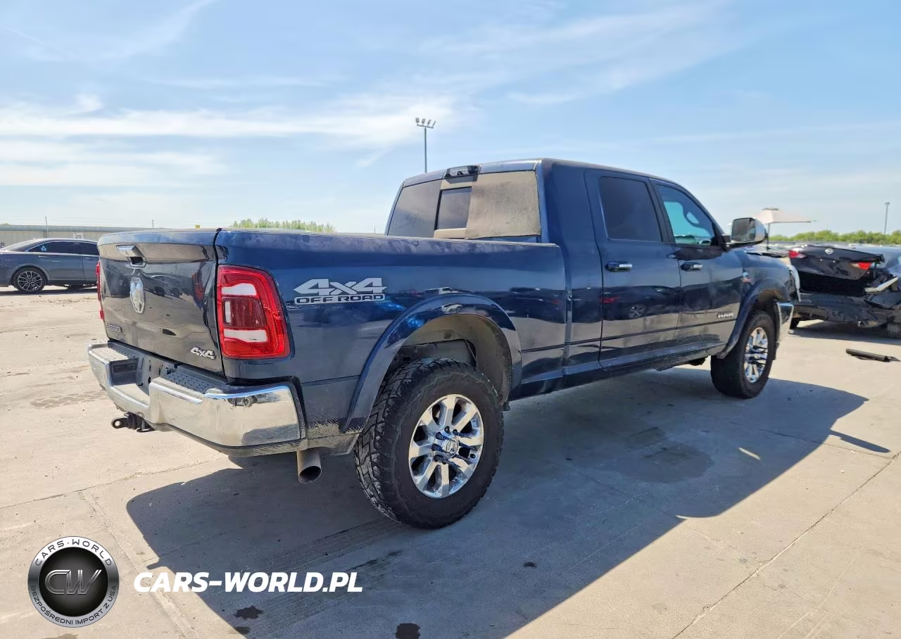 2022 Ram 2500 Laramie VIN:3C6UR5NLXNG165507 - 3