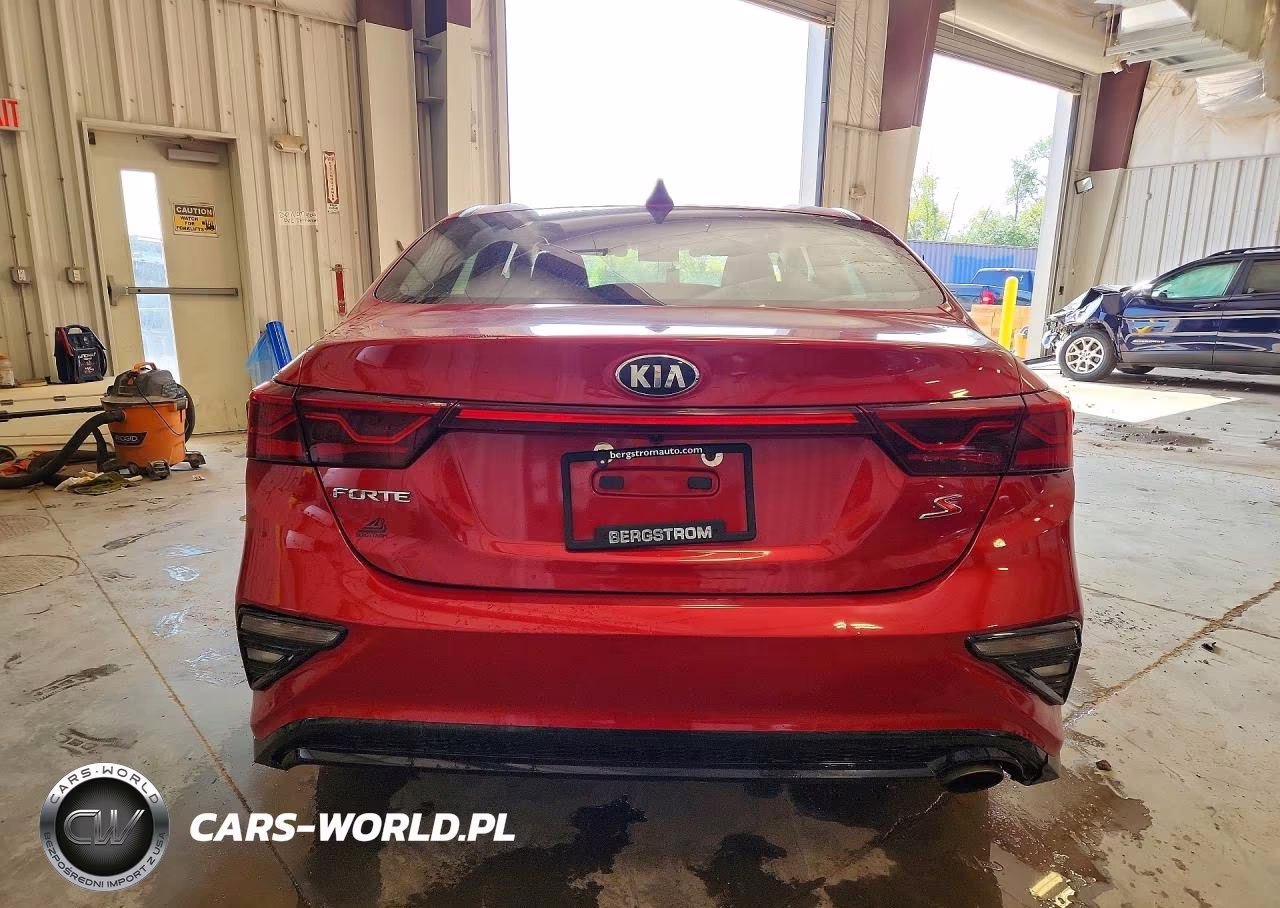 2019 Kia Forte S VIN:3KPF34AD8KE027452 - 6