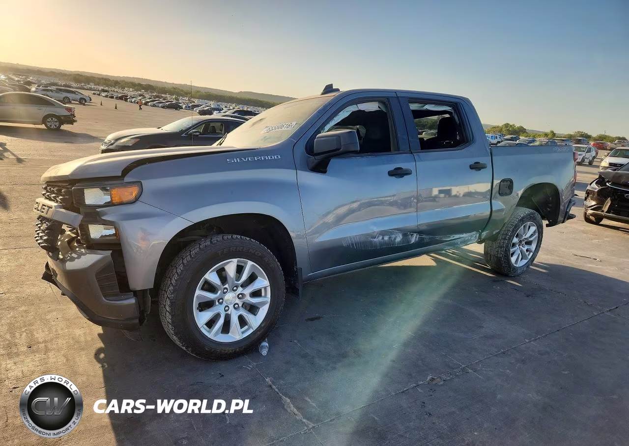 2020 Chevrolet Silverado K1500 Custom – zdjęcie 1 z 12