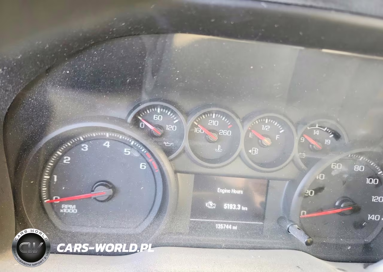2020 Chevrolet Silverado K1500 Custom VIN:3GCUYBEF4LG204884 - 9