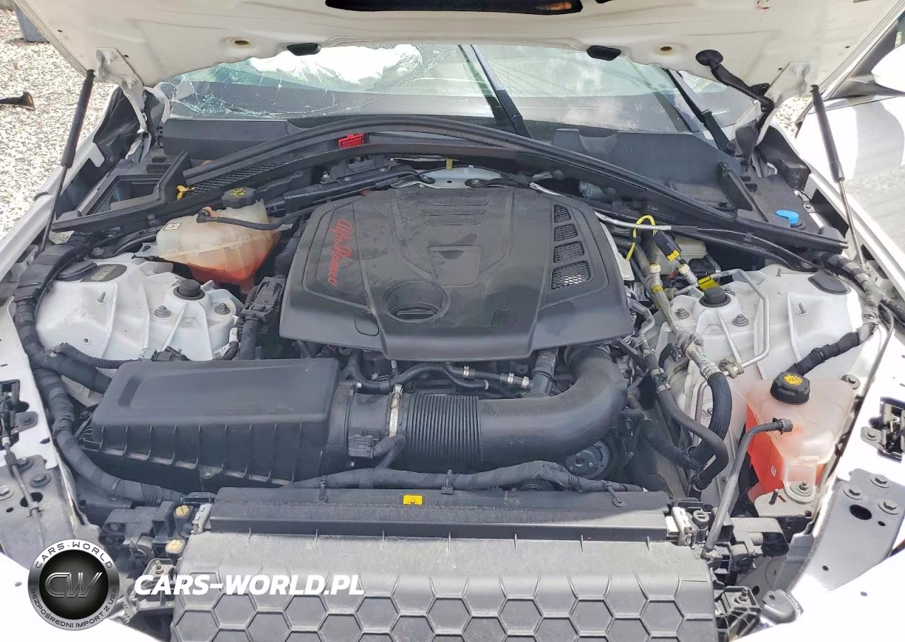 2020 Alfa Romeo Giulia Ti VIN:ZARFANBN8L7629553 - 11