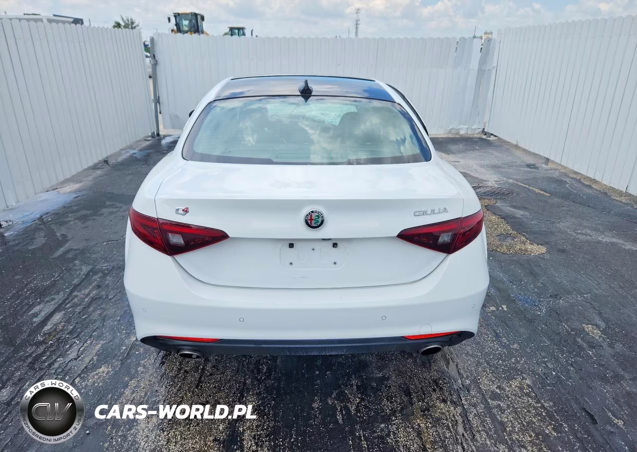 2020 Alfa Romeo Giulia Ti VIN:ZARFANBN8L7629553 - 6