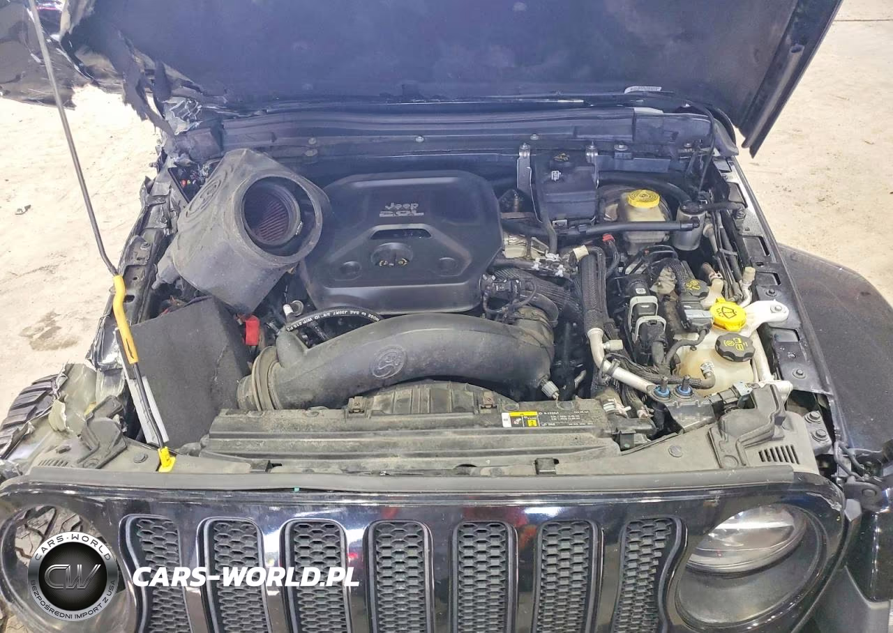 2020 Jeep Wrangler Unlimited Sahara VIN:1C4HJXEN1LW153405 - 12