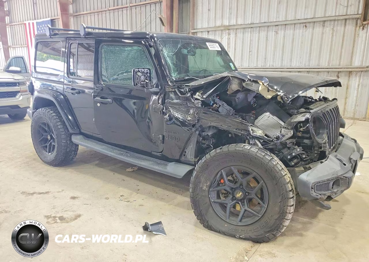 2020 Jeep Wrangler Unlimited Sahara VIN:1C4HJXEN1LW153405 - 4