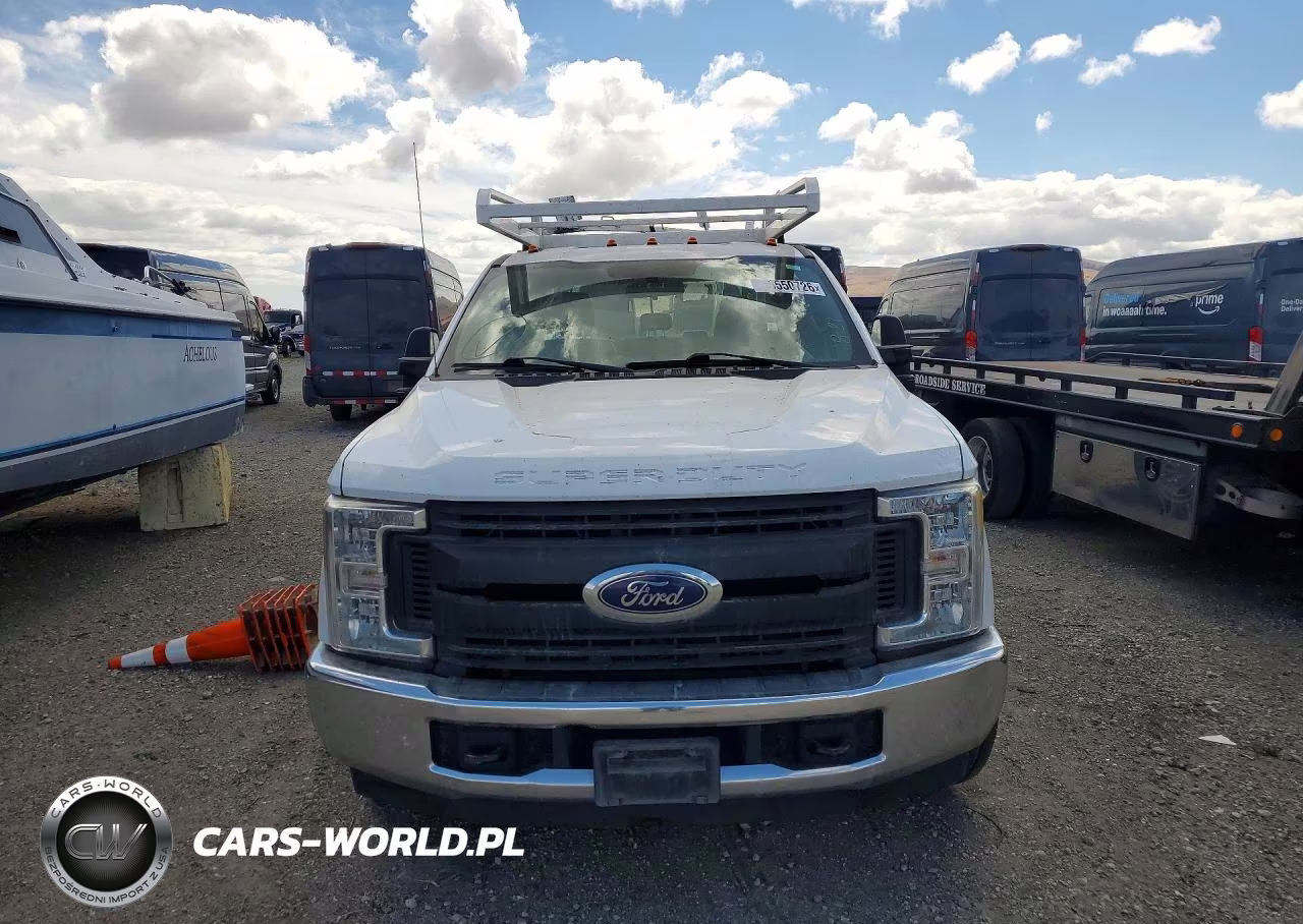2019 Ford F350 Super Duty VIN:1FD8X3ETXKEG59255 - 5
