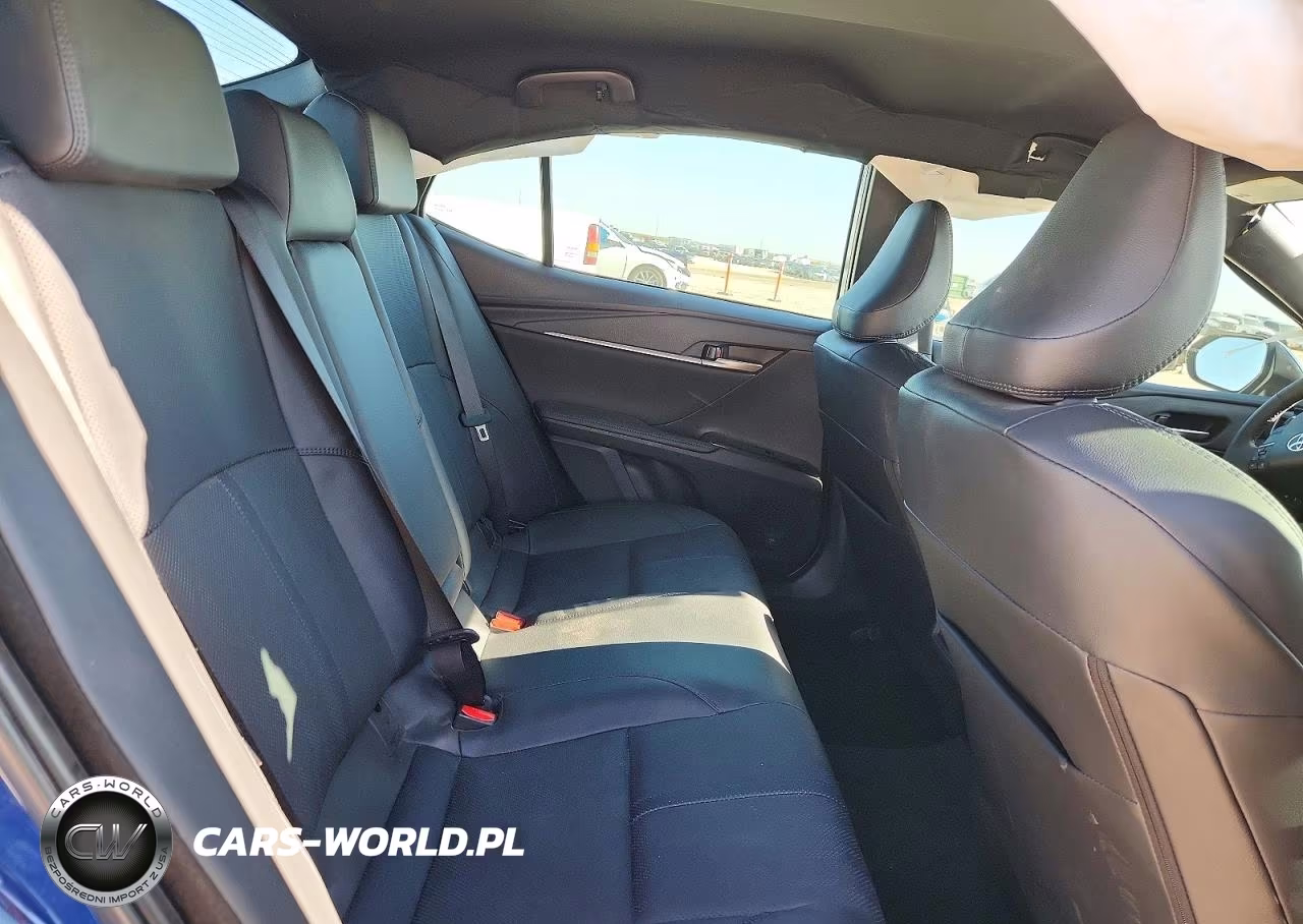 2025 Toyota Camry Xse VIN:4T1DAACK9SU111798 - 10
