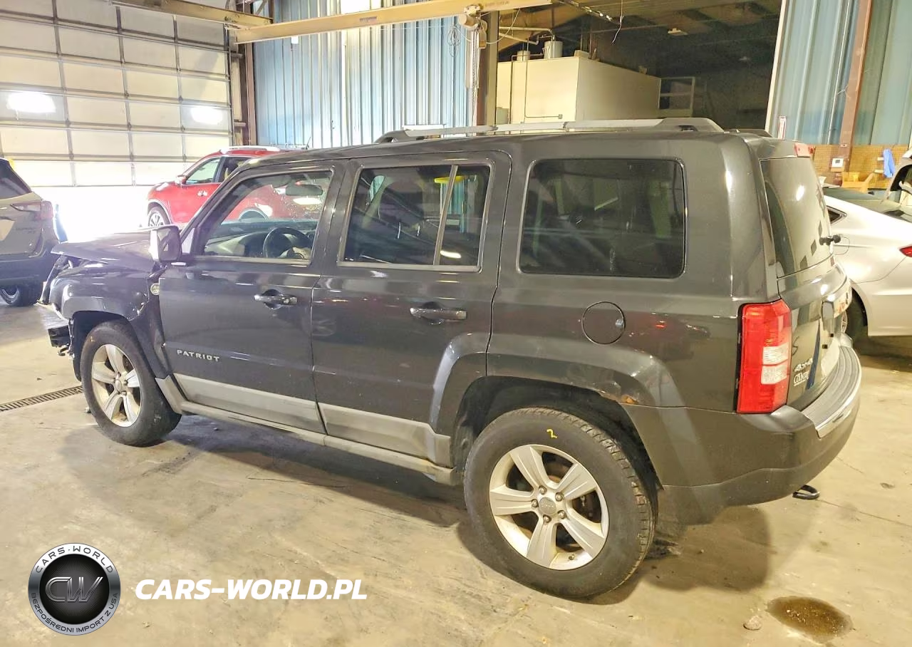 2011 Jeep Patriot Latitude VIN:1J4NF4GB8BD114711 - 2