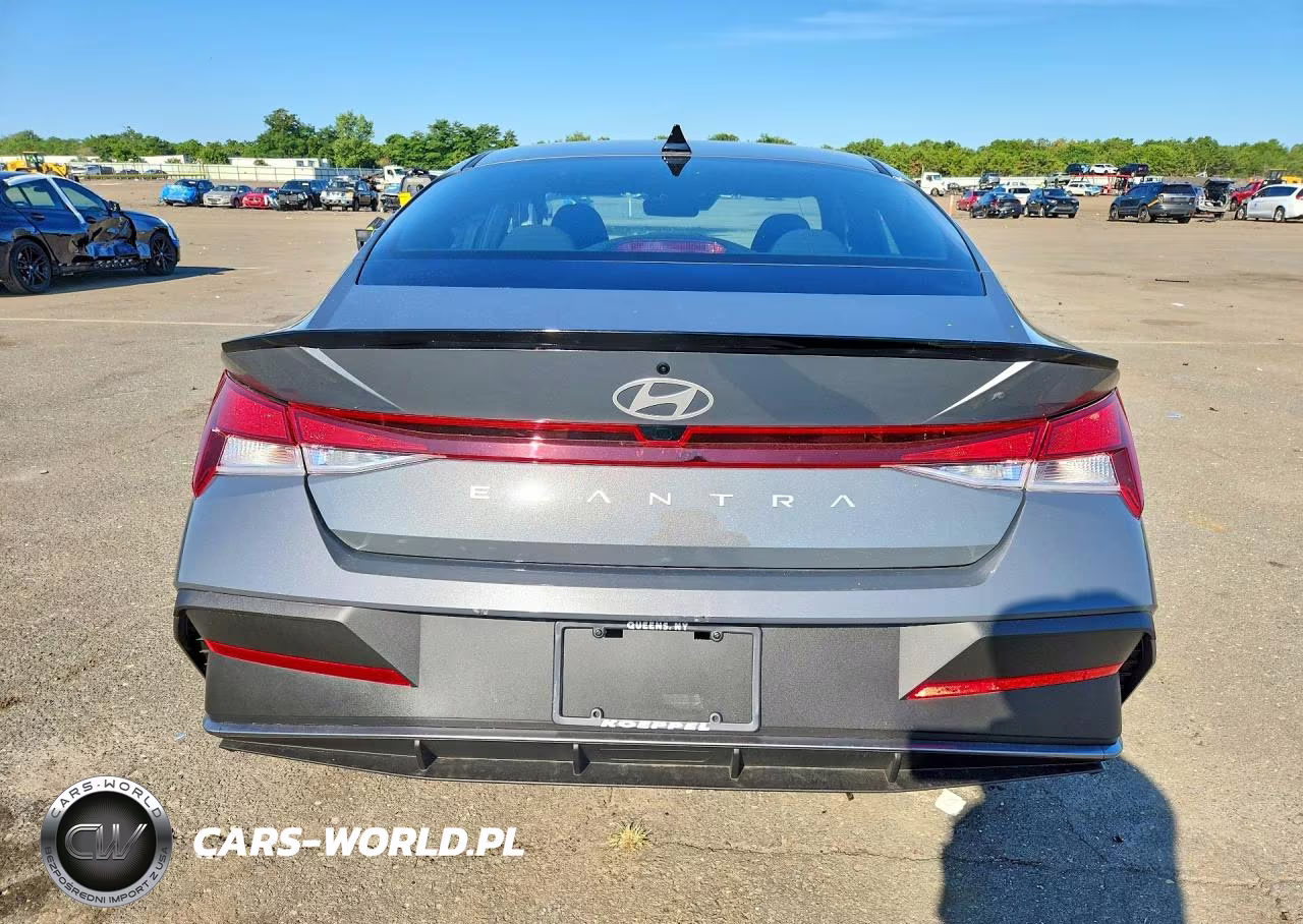 2026 Hyundai Elantra Sel Sport VIN:KMHLM4DG0TU117294 - 6