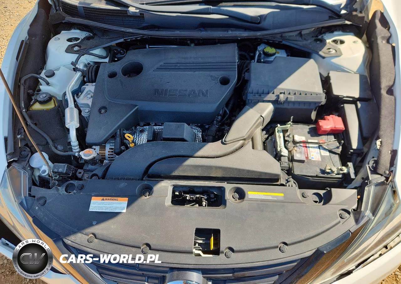 2018 Nissan Altima 2.5 S VIN:1N4AL3AP3JC480047 - 11