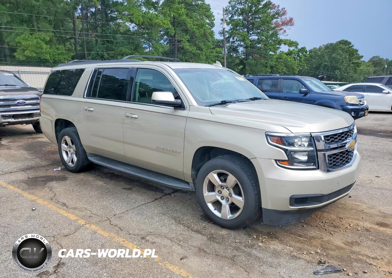 2016 Chevrolet Suburban C1500 Lt VIN:1GNSCHKC4GR219109 - 4
