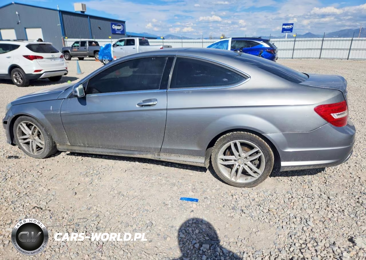 2015 Mercedes-Benz C 350 4Matic VIN:WDDGJ8JB3FG442321 - 2