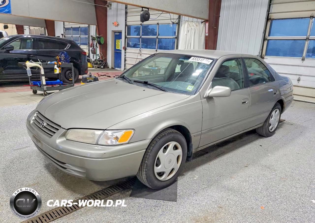 1998 Toyota Camry Le V6 – zdjęcie 1 z 12