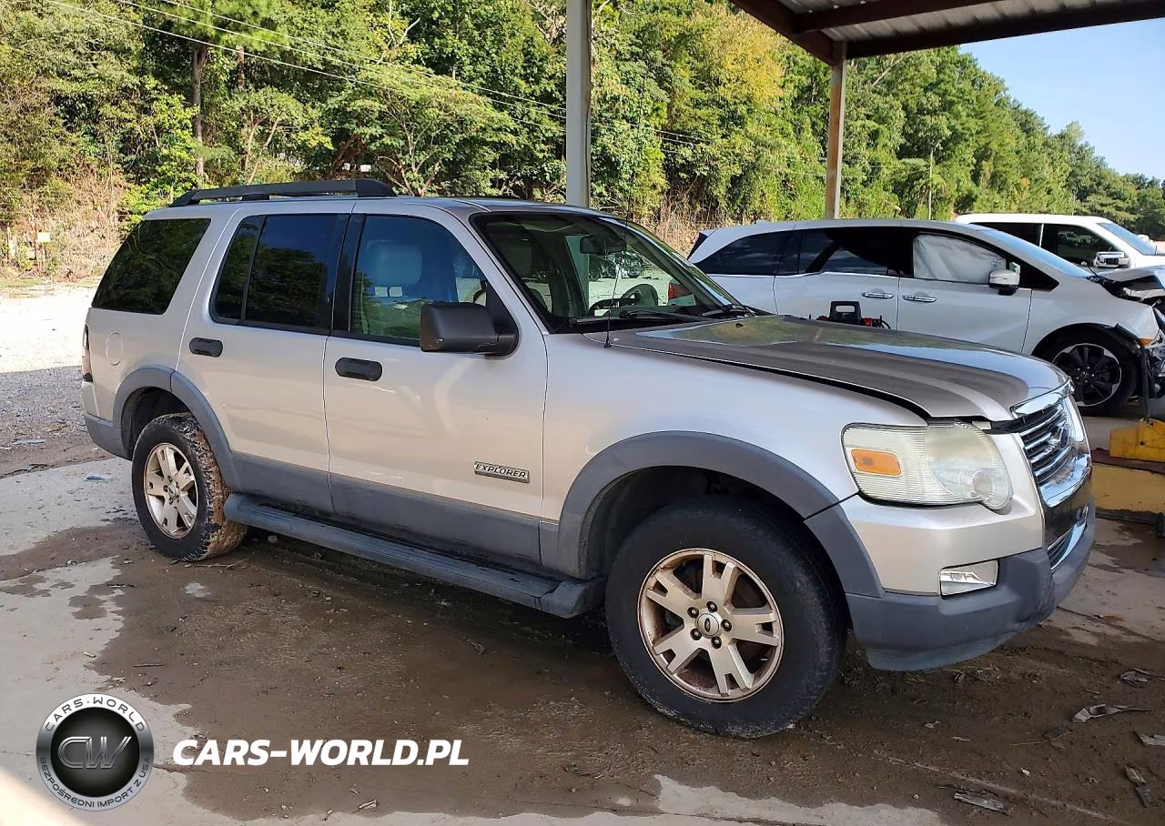 2006 Ford Explorer Xlt VIN:1FMEU63E46UB67429 - 4