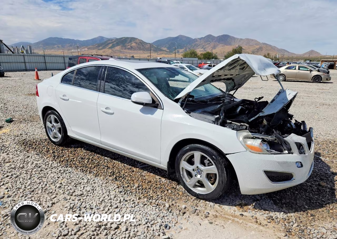 2012 Volvo S60 T5 VIN:YV1622FS5C2118170 - 4