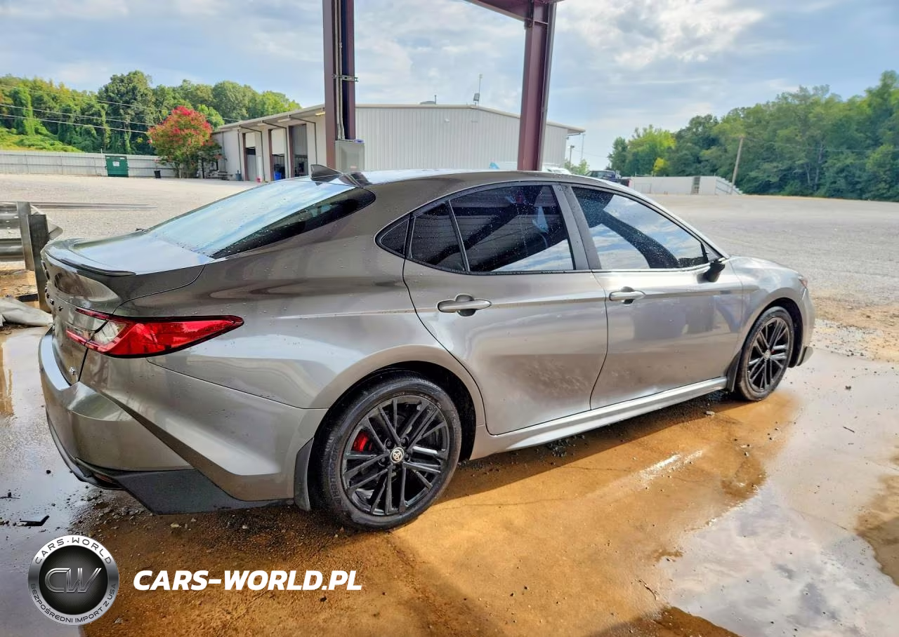 2026 Toyota Camry Se VIN:4T1DAACK1TU689508 - 3