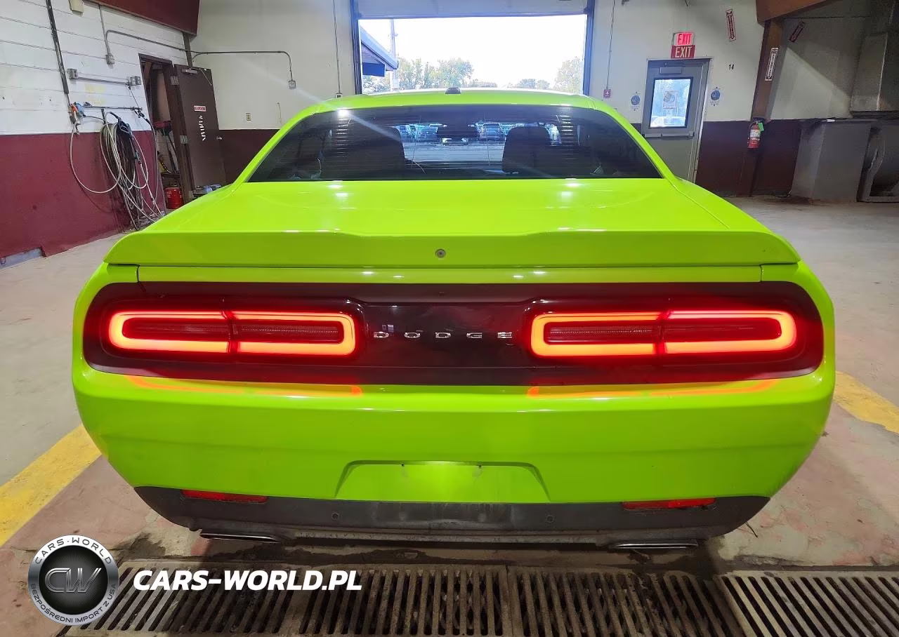 2015 Dodge Challenger Sxt VIN:2C3CDZAT0FH712175 - 6
