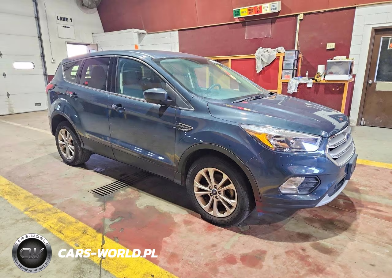 2019 Ford Escape Se VIN:1FMCU0GDXKUB30904 - 4