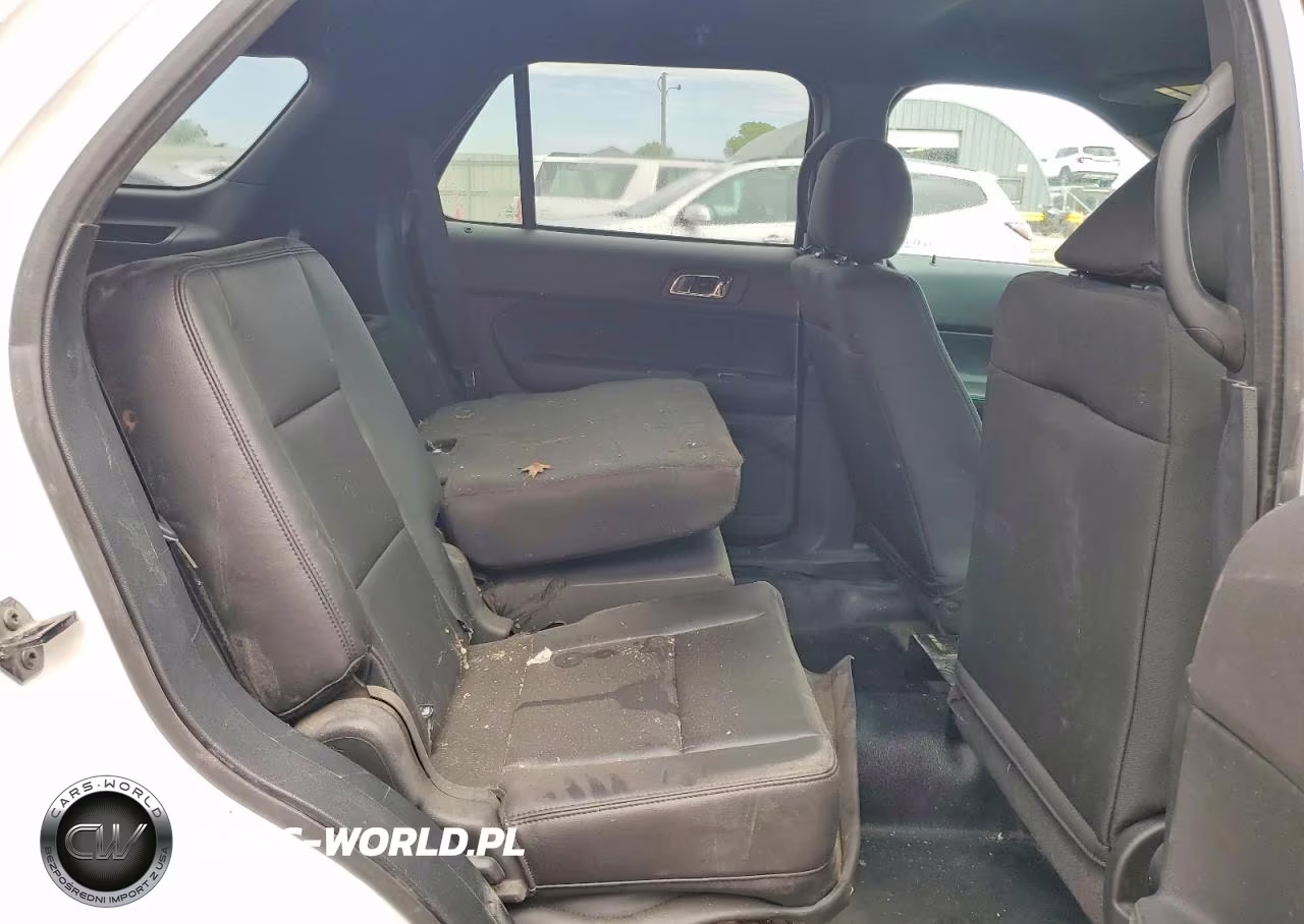2016 Ford Explorer Police Interceptor VIN:1FM5K8AR9GGA08008 - 10