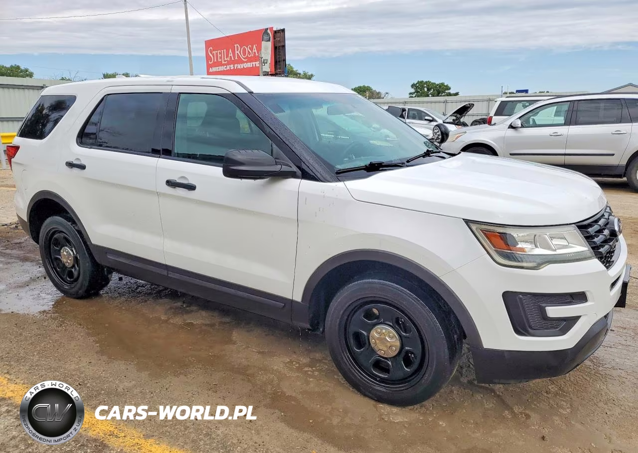 2016 Ford Explorer Police Interceptor VIN:1FM5K8AR9GGA08008 - 4
