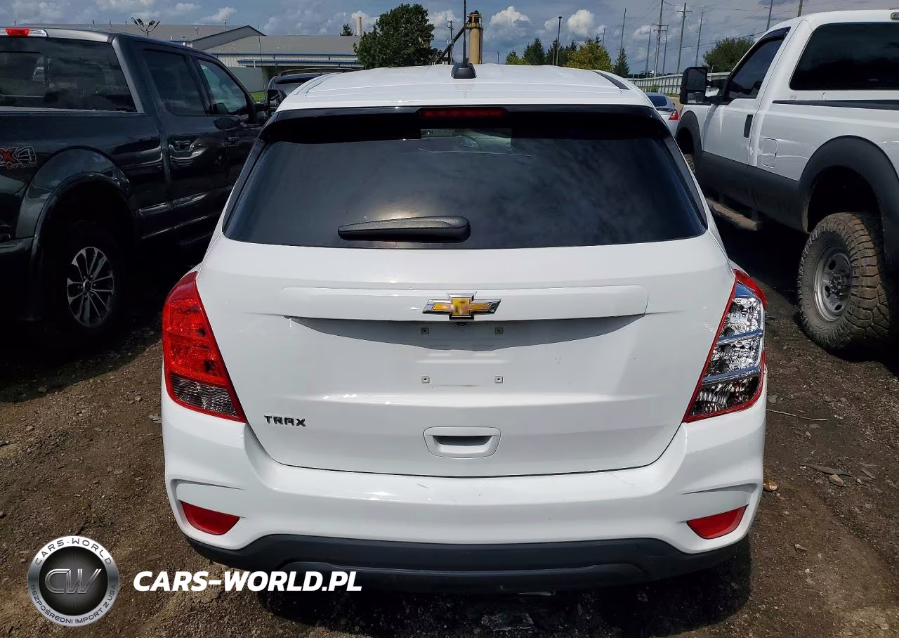 2020 Chevrolet Trax Ls VIN:3GNCJKSB1LL324397 - 6