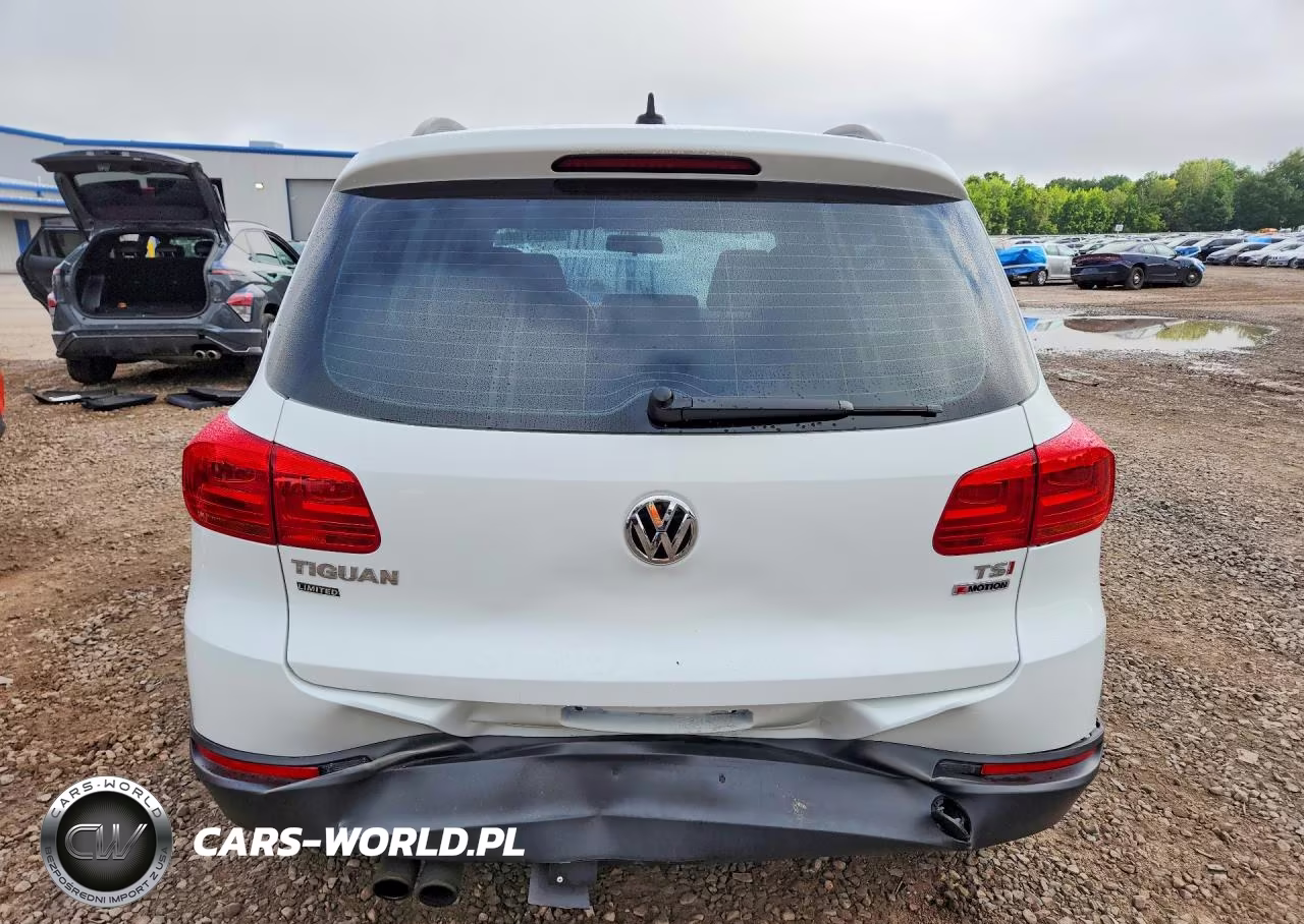 2017 Volkswagen Tiguan S VIN:WVGBV7AX7HK047892 - 6