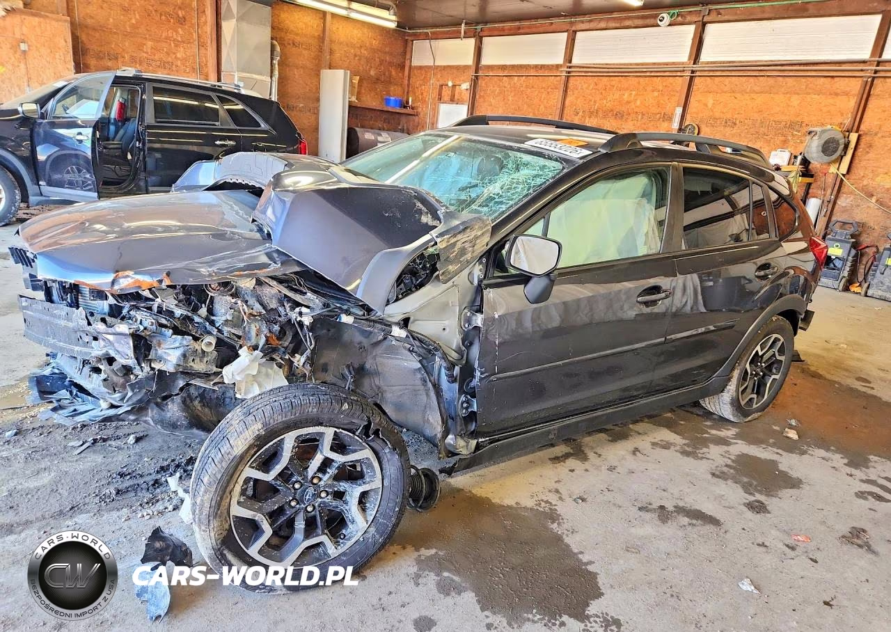 2017 Subaru Crosstrek Limited VIN:JF2GPAKC8HH240077 - 1