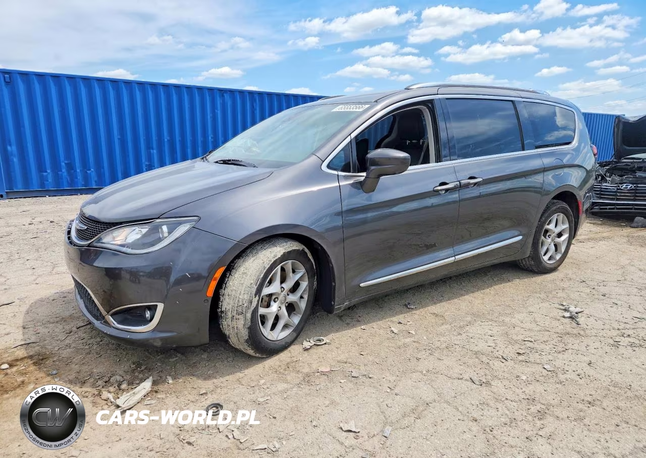 2017 Chrysler Pacifica Touring L Plus VIN:2C4RC1EG9HR578108 - 1