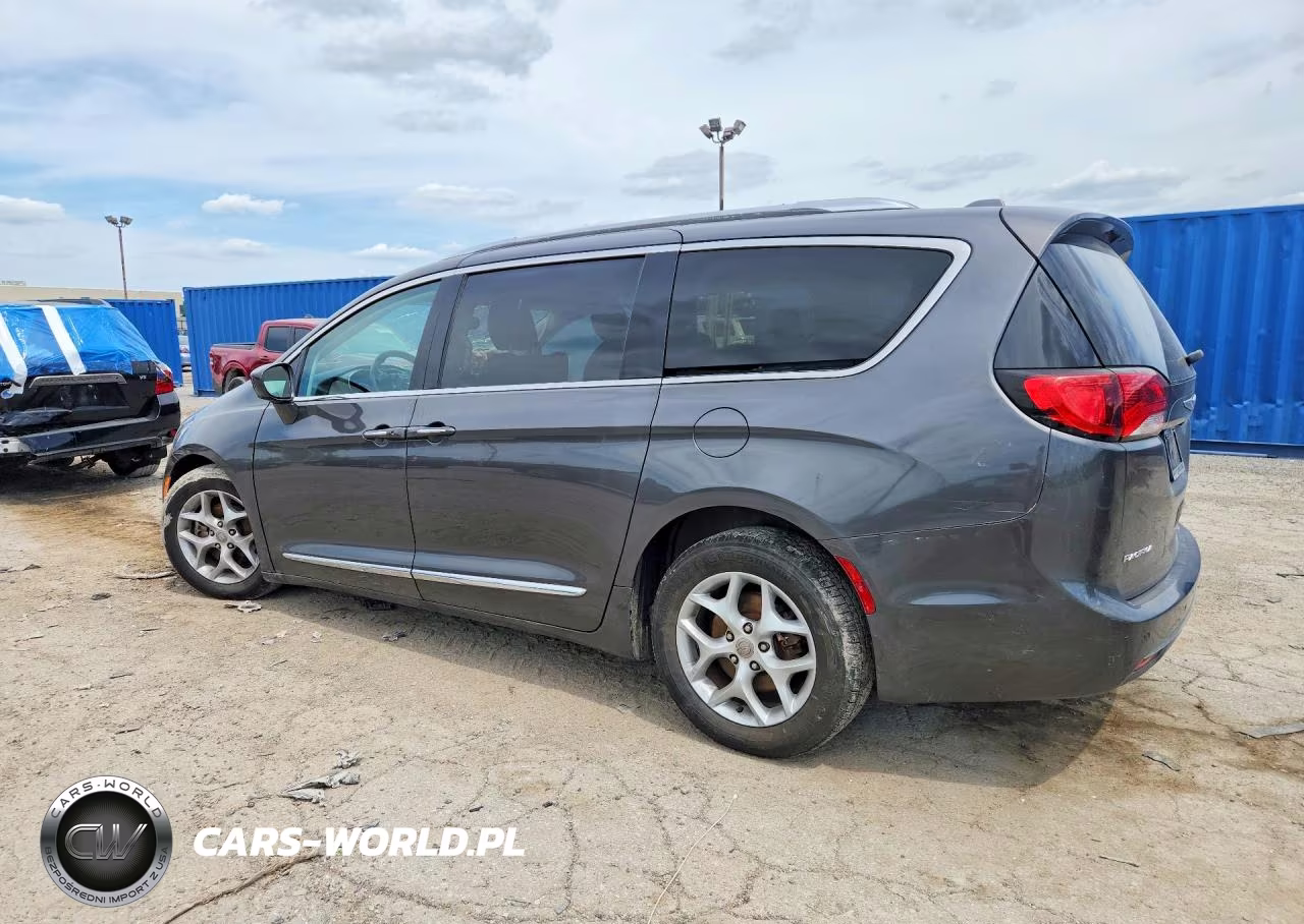 2017 Chrysler Pacifica Touring L Plus VIN:2C4RC1EG9HR578108 - 2