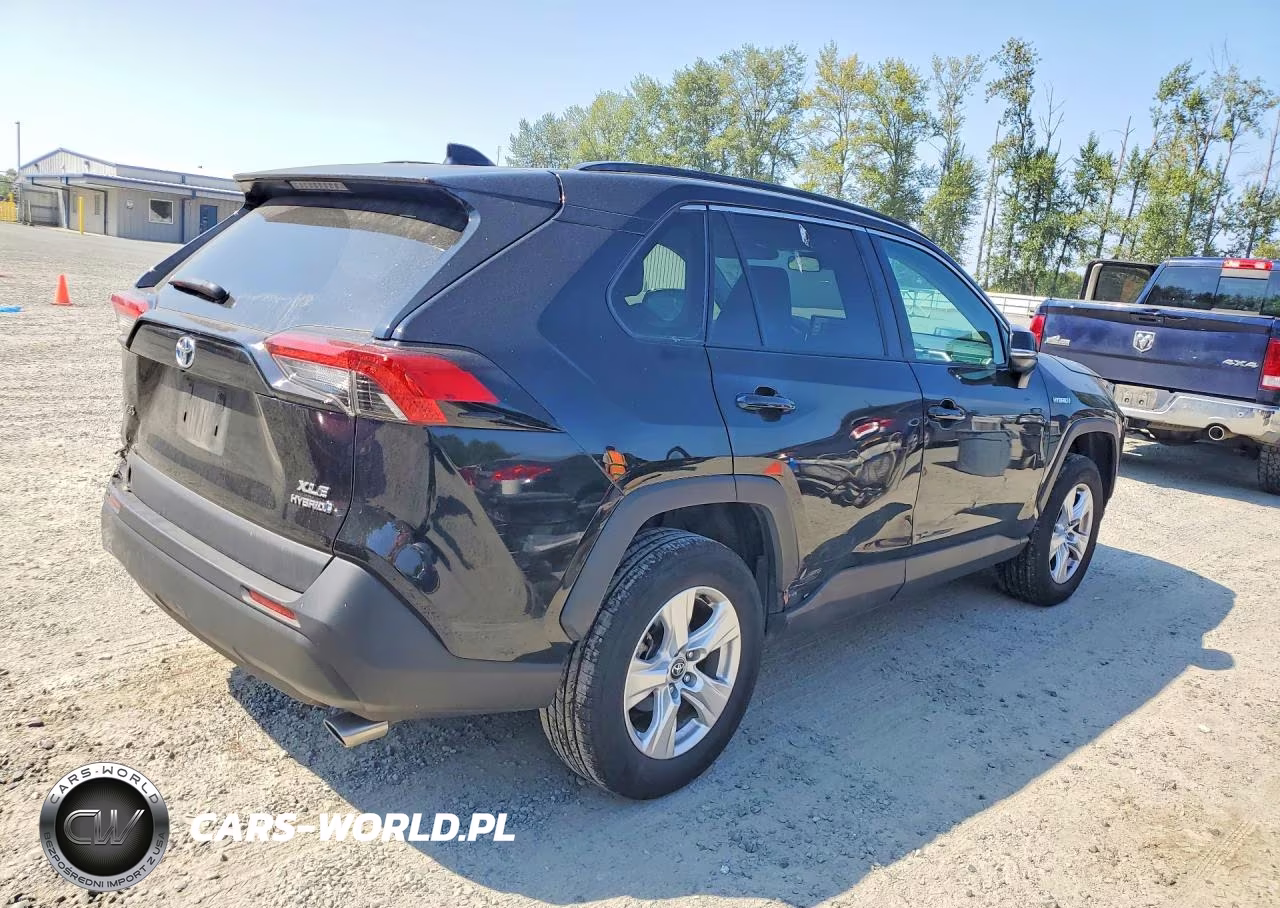2021 Toyota Rav4 Hybrid Xle VIN:4T3R6RFV2MU027523 - 3