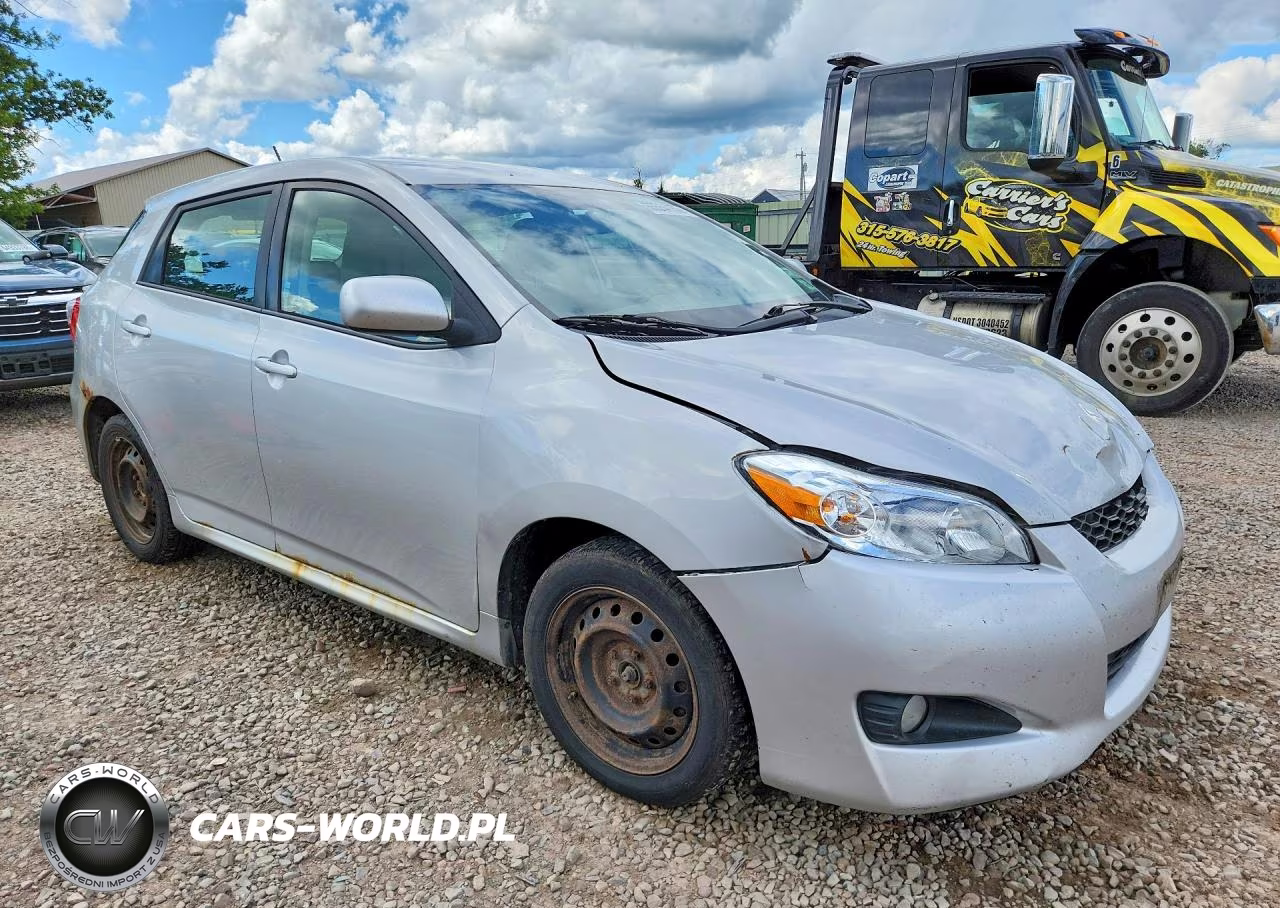 2010 Toyota Matrix S VIN:2T1KE4EE8AC030831 - 4