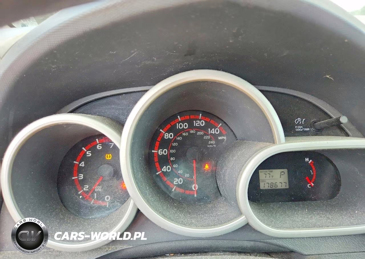 2010 Toyota Matrix S VIN:2T1KE4EE8AC030831 - 9