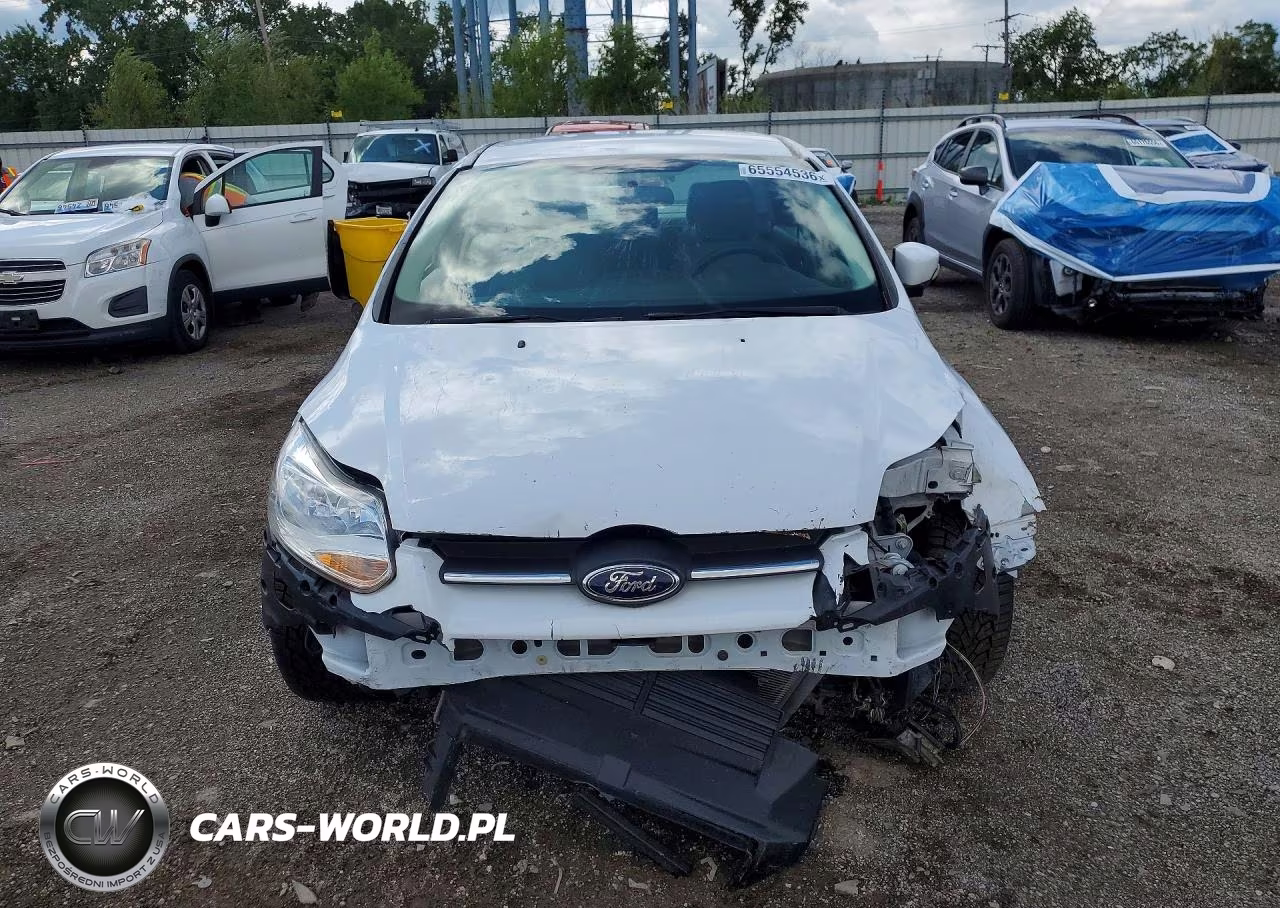 2014 Ford Focus Se VIN:1FADP3F24EL286342 - 5
