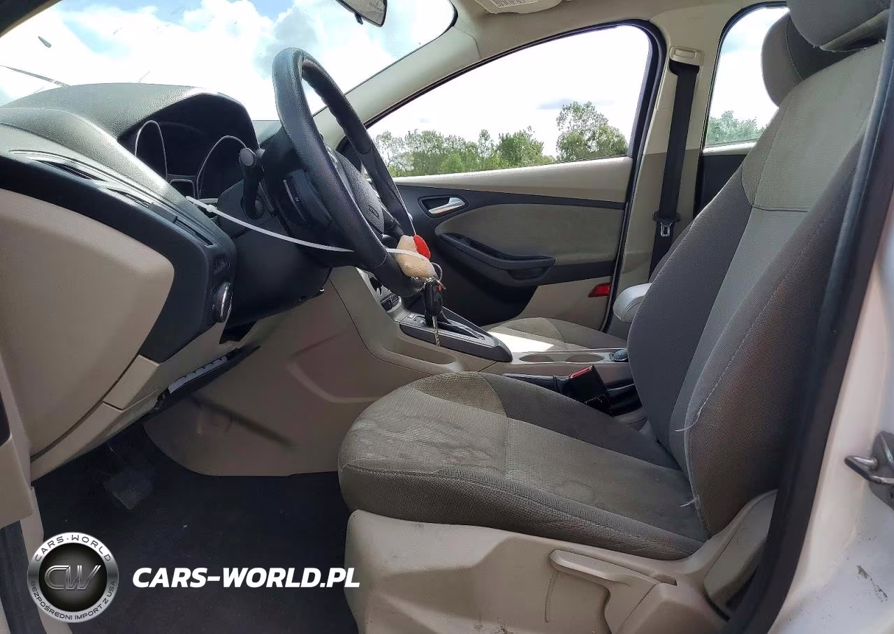 2014 Ford Focus Se VIN:1FADP3F24EL286342 - 7