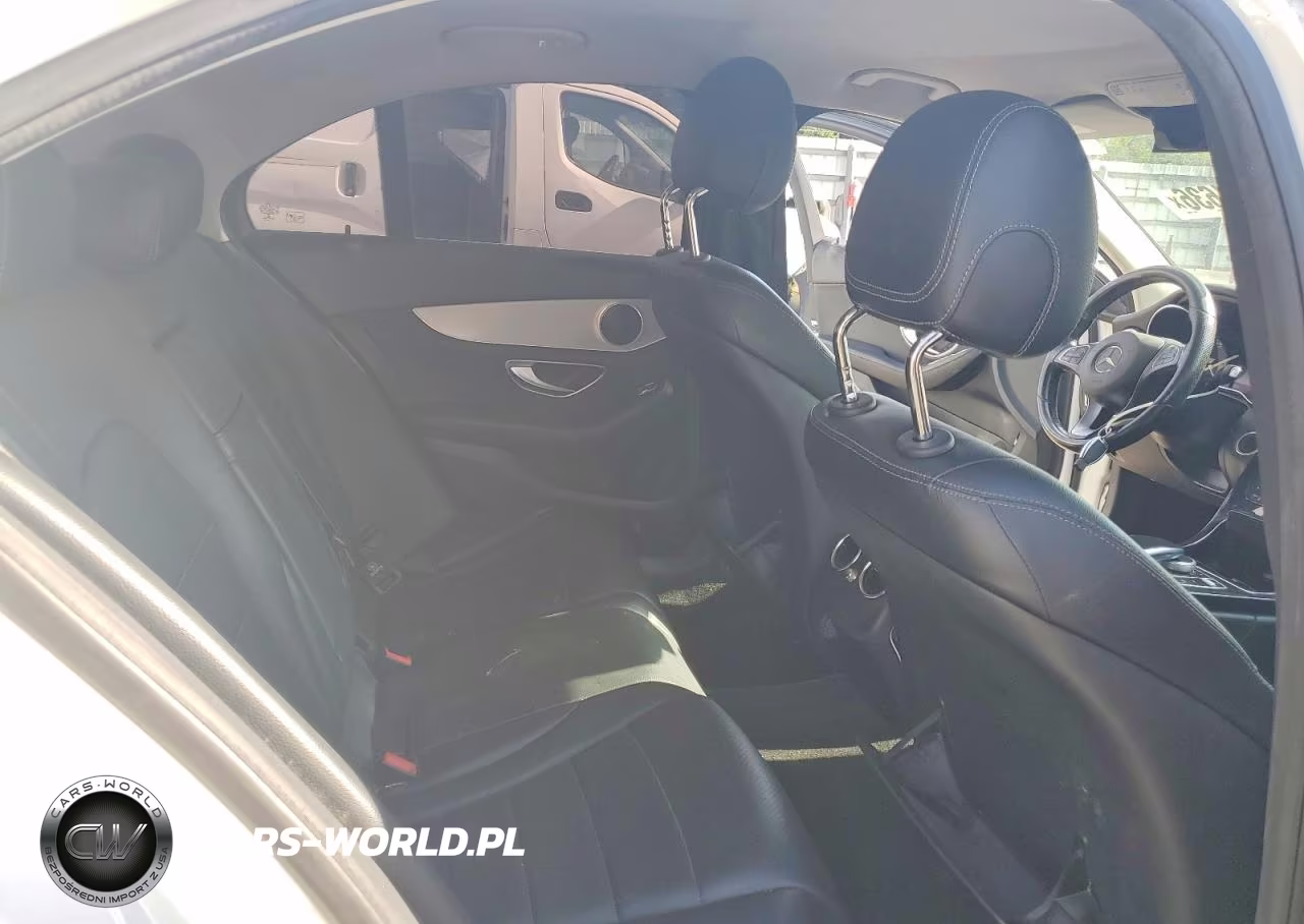 2015 Mercedes-Benz C 300 4Matic VIN:55SWF4KB0FU024869 - 10