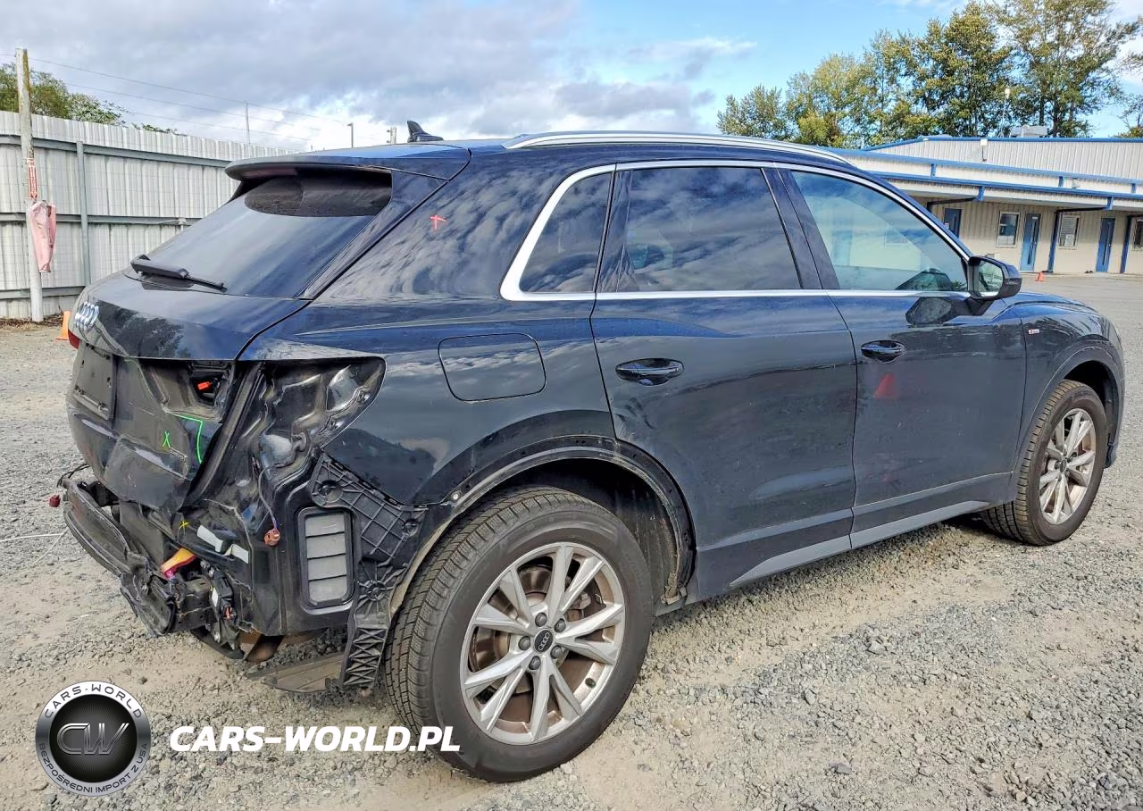 2022 Audi Q3 Premium Plus S Line 45 VIN:WA1EECF36N1078000 - 3