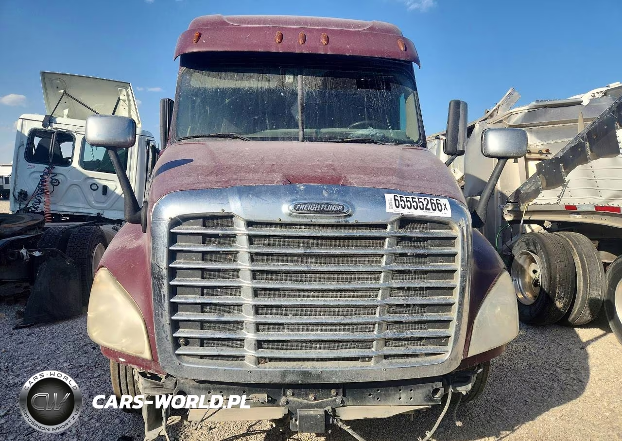 2014 Freightliner Cascadia Semi Truck VIN:3AKJGLDV1ESFP0411 - 5