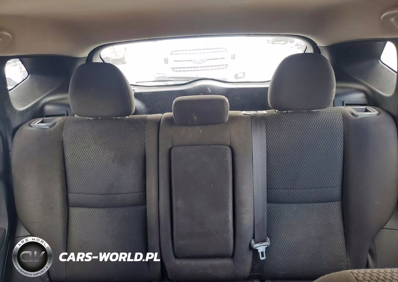 2018 Nissan Rogue Sport S VIN:JN1BJ1CP7JW162777 - 10
