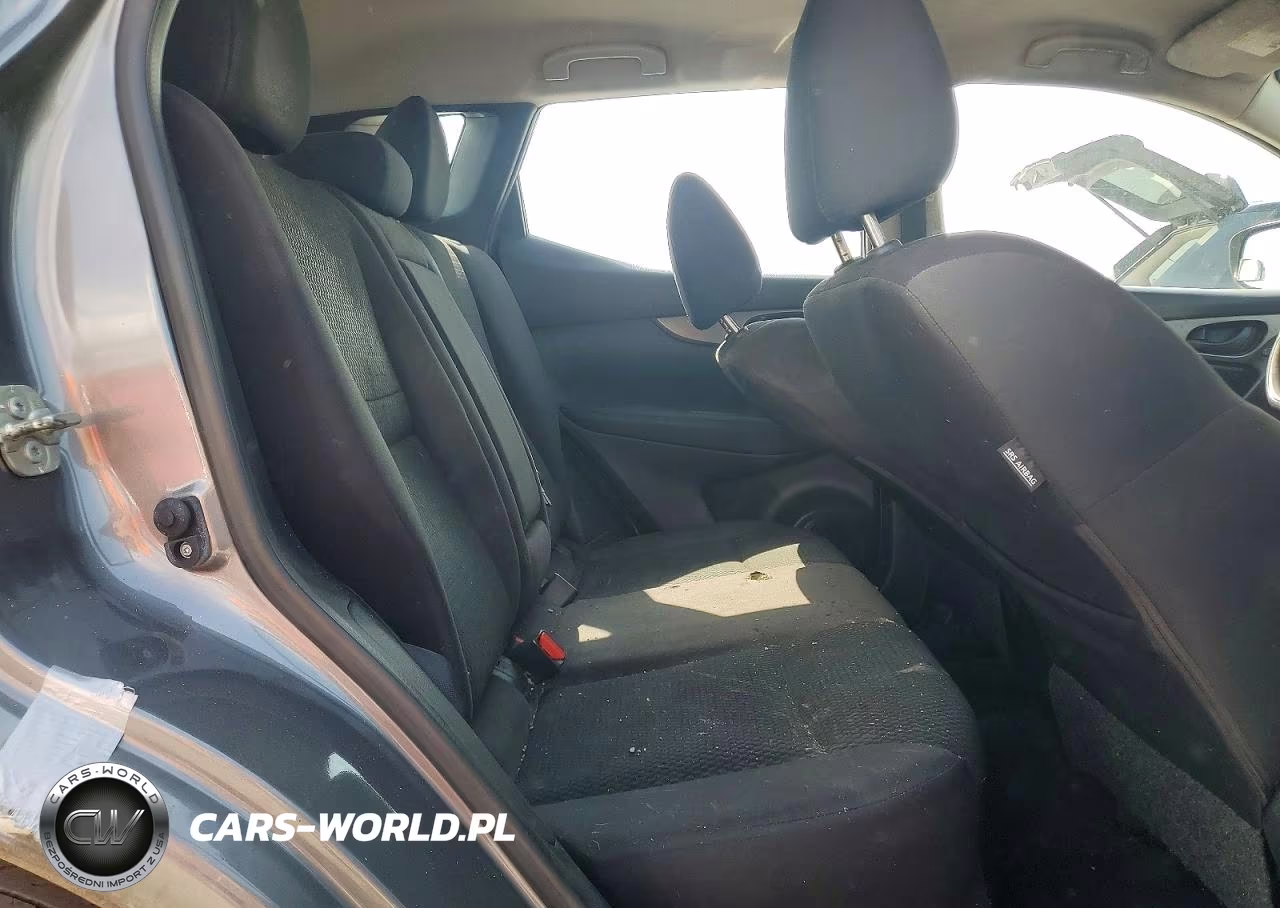 2018 Nissan Rogue Sport S VIN:JN1BJ1CP7JW162777 - 11