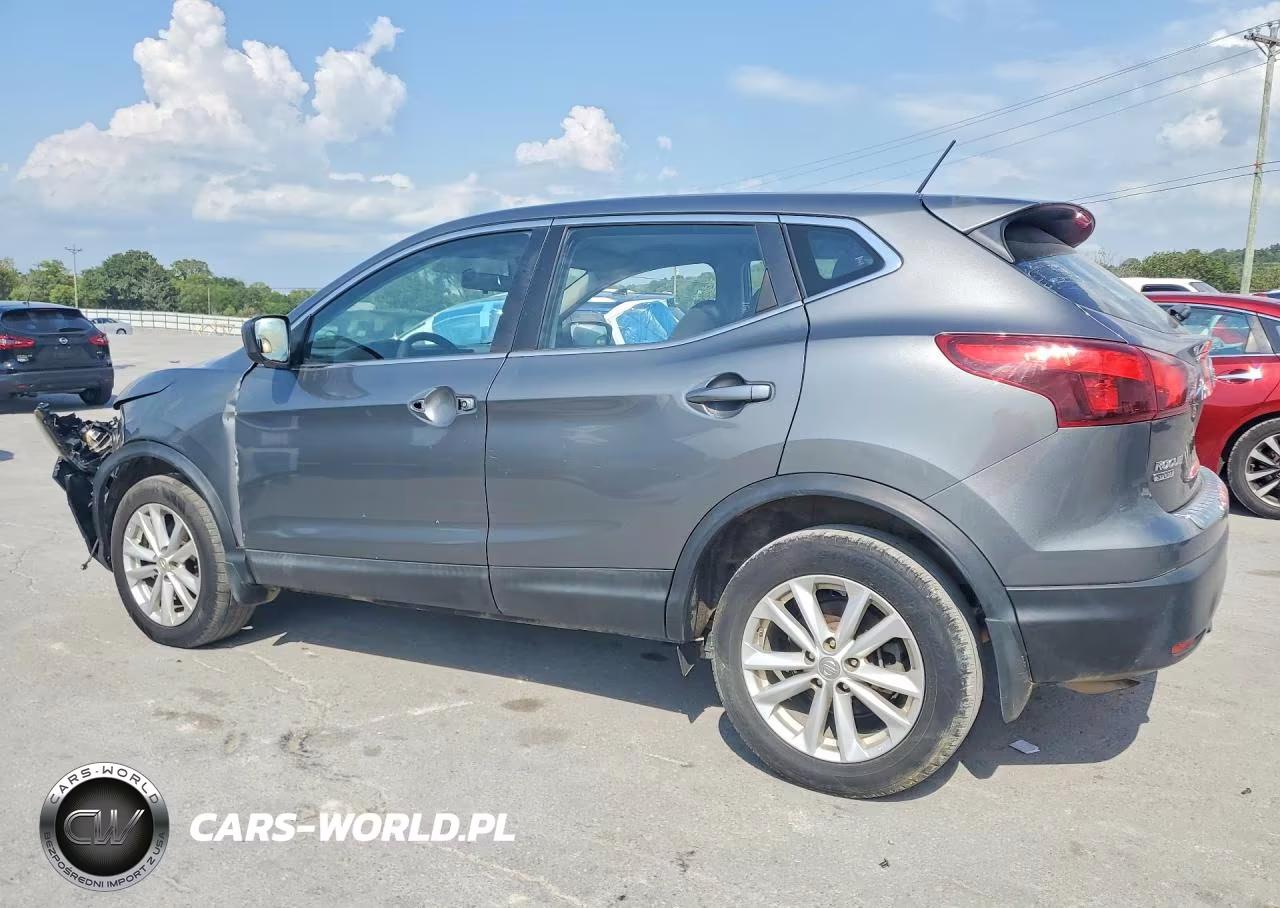 2018 Nissan Rogue Sport S VIN:JN1BJ1CP7JW162777 - 2