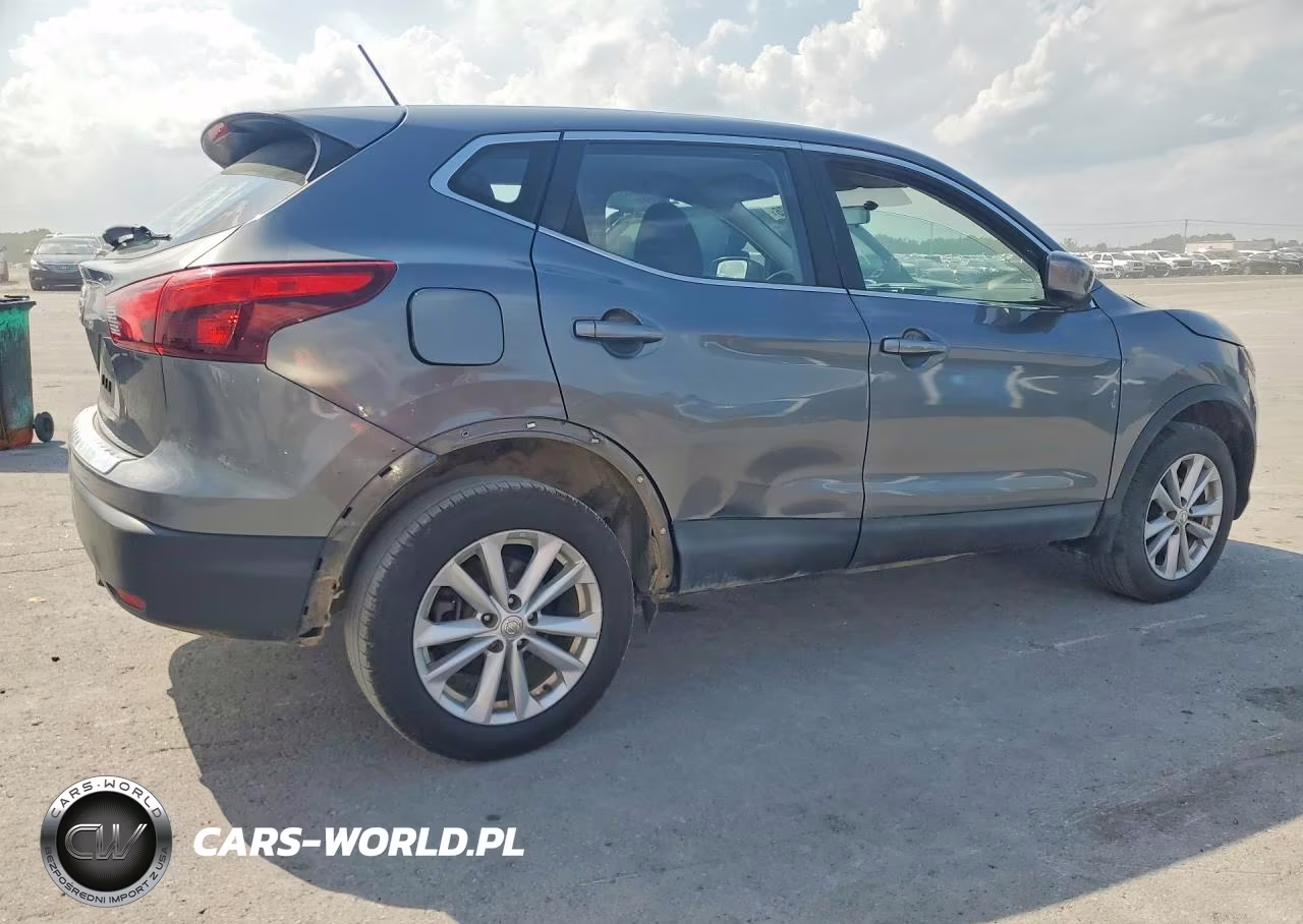 2018 Nissan Rogue Sport S VIN:JN1BJ1CP7JW162777 - 3