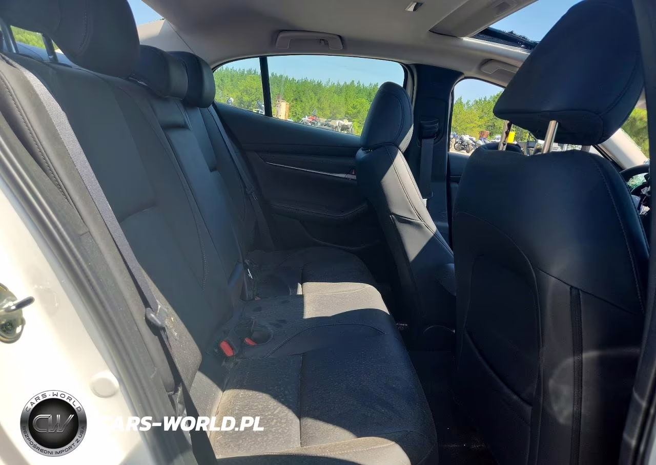 2026 Mazda 3 Preferred VIN:JM1BPACL3T1862627 - 10